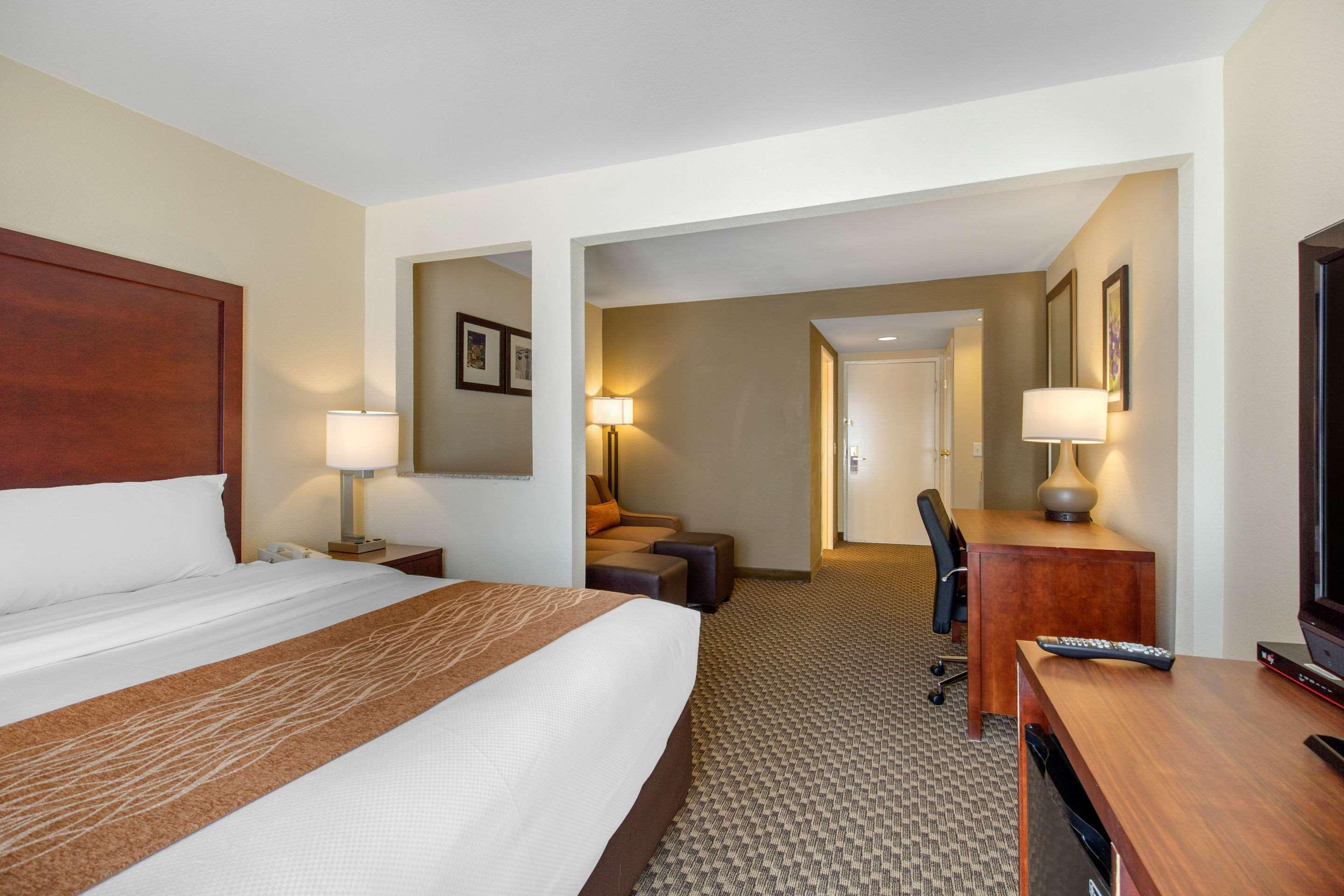 Comfort Inn & Suites Sw Houston Sugarland מראה חיצוני תמונה